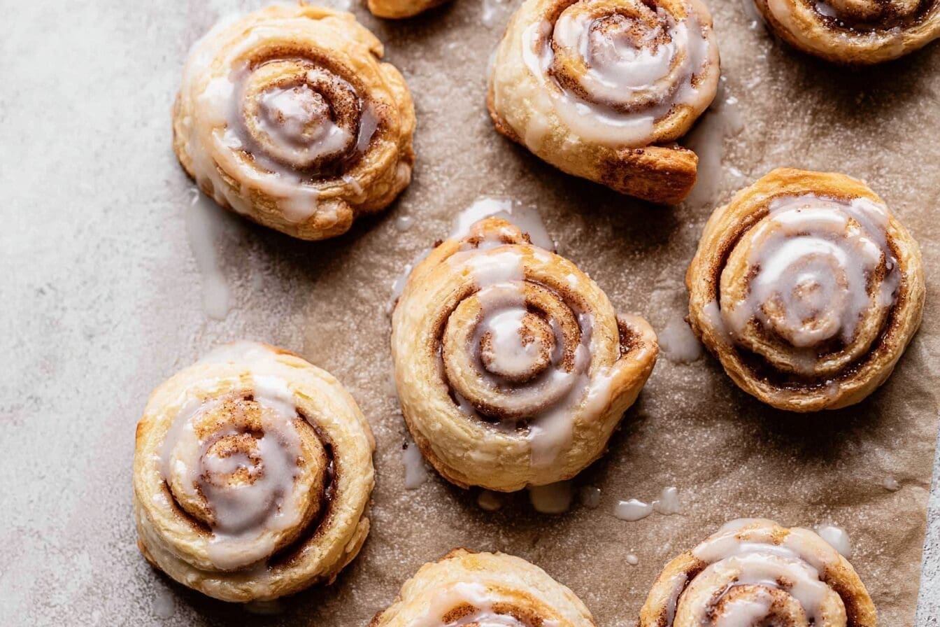 Mini Pie Crust Cinnamon Rolls