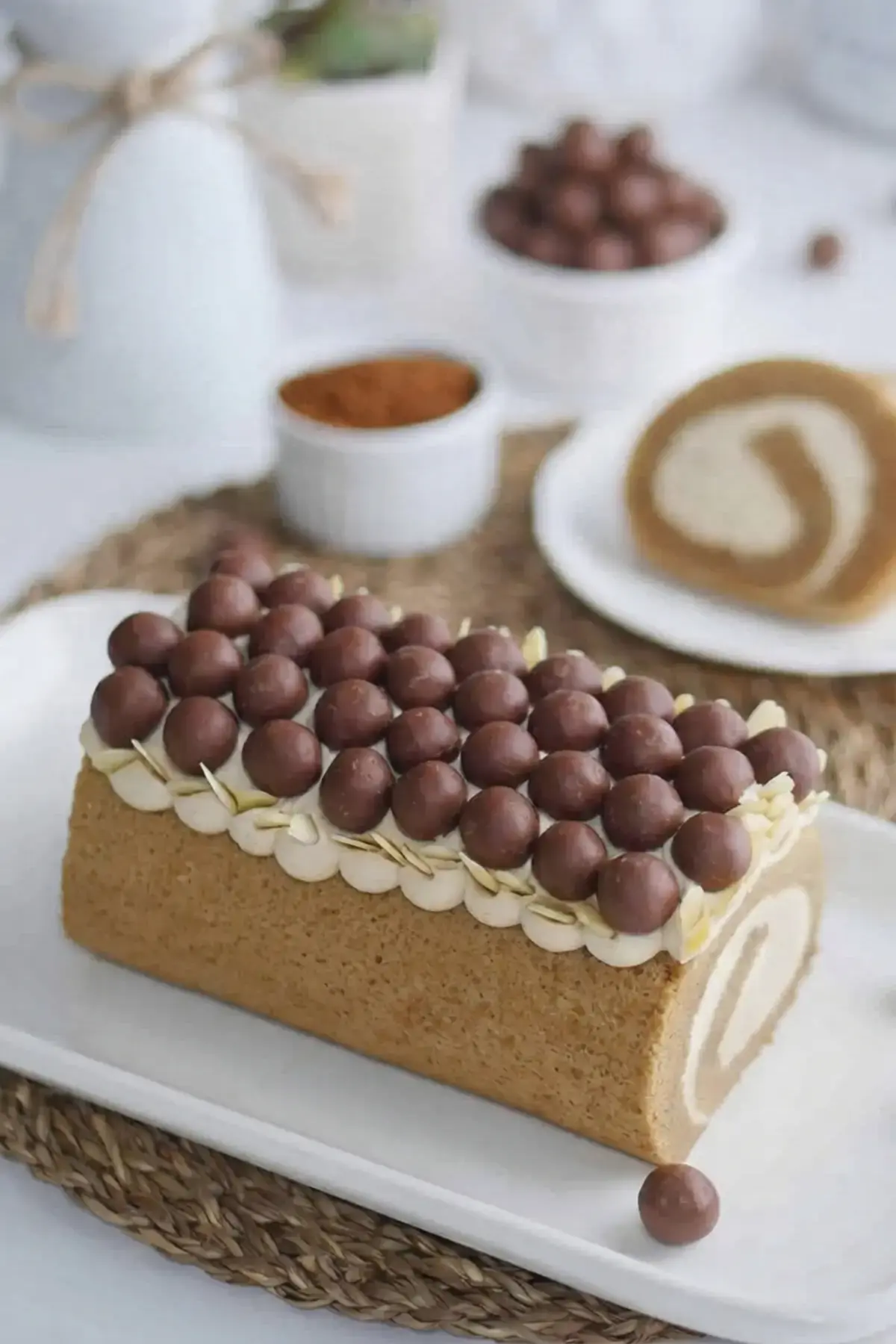 Coffee Cake Roll With Stabilized Kahlúa Whipped Cream Recipe For Coffee Lovers 29 Coffee Cake Roll With Stabilized Kahlúa Whipped Cream, Tips For Baking A Great Cake Roll